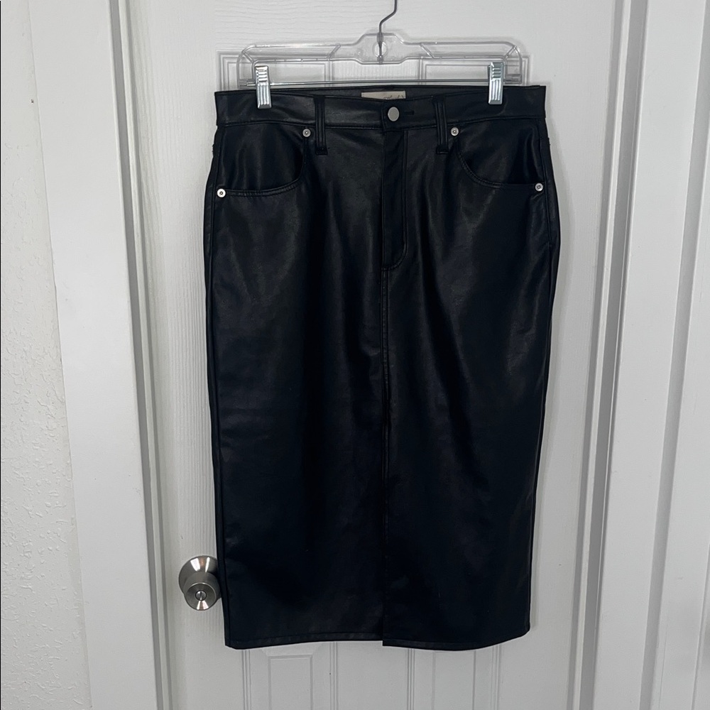 Universal Thread Black Pleather Pencil Skirt